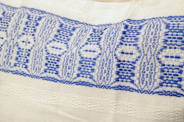 Funda Cojín 42x42 Corinta y Rojo  con rombo