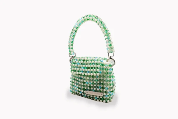 BOLSA PEQUEÑA CON PERLAS BLANCAS Y VERDE TORNASOL