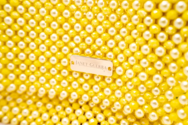 BOLSA GRANDE AMARILLO CANARIO MATE CON PERLA AMARILLA CLARO